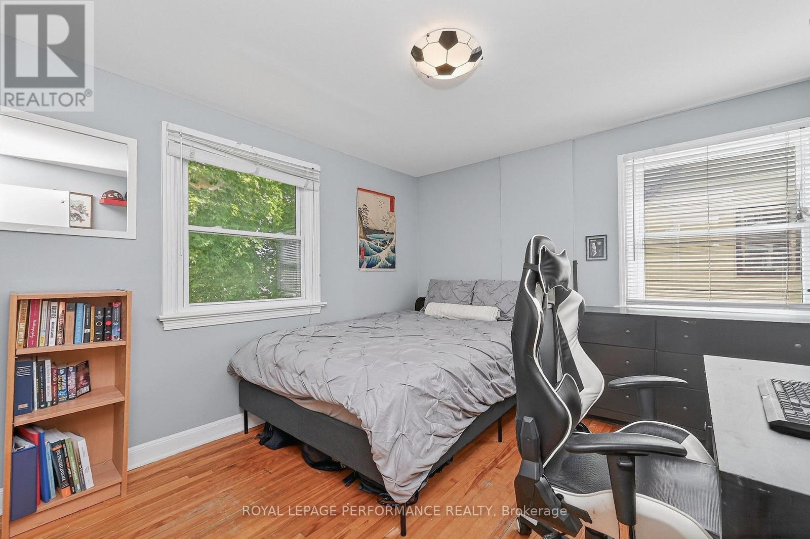 140 Begonia Avenue, Ottawa, ON