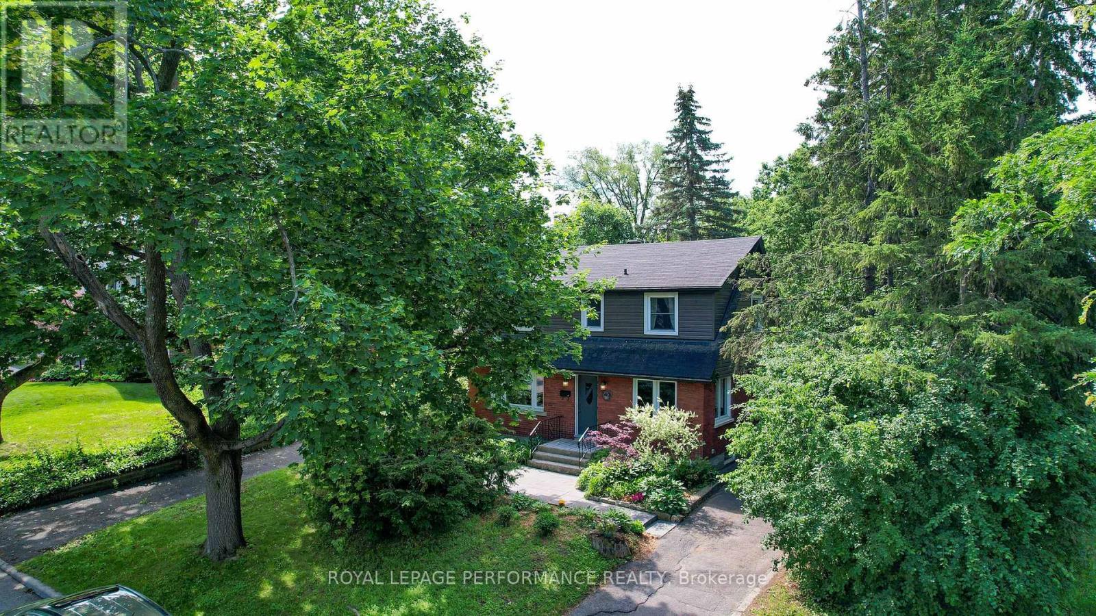 140 Begonia Avenue, Ottawa, ON