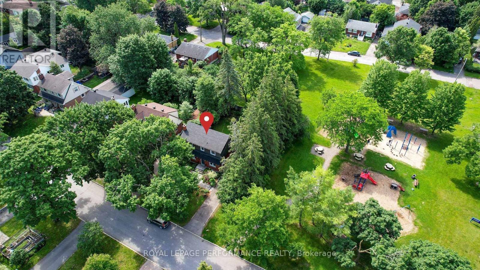 140 Begonia Avenue, Ottawa, ON