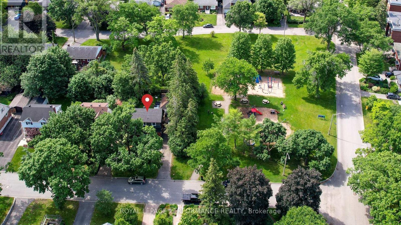140 Begonia Avenue, Ottawa, ON