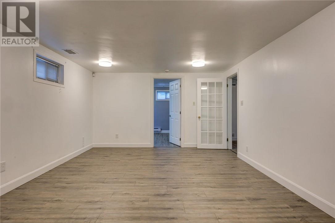 64 Desjardins, Garson, ON - Indoor Photo Showing Other Room