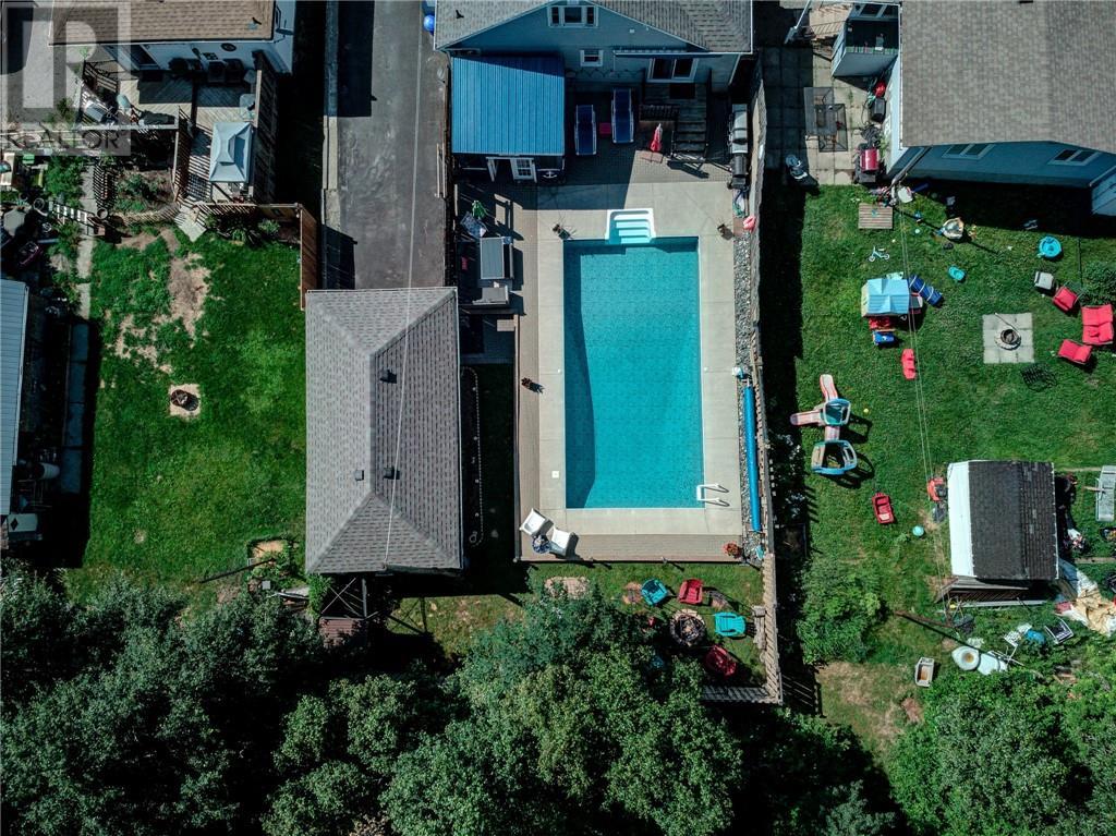 64 Desjardins, Garson, ON - Outdoor