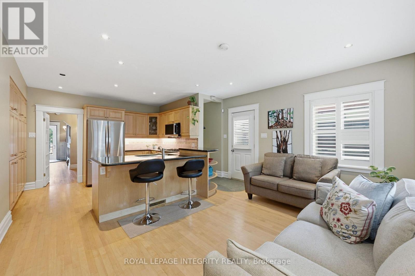 159 Hawthorne Avenue, Ottawa, ON