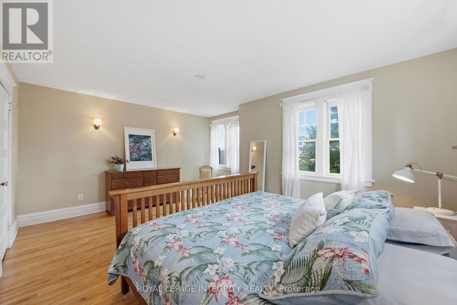 159 Hawthorne Avenue, Ottawa, ON