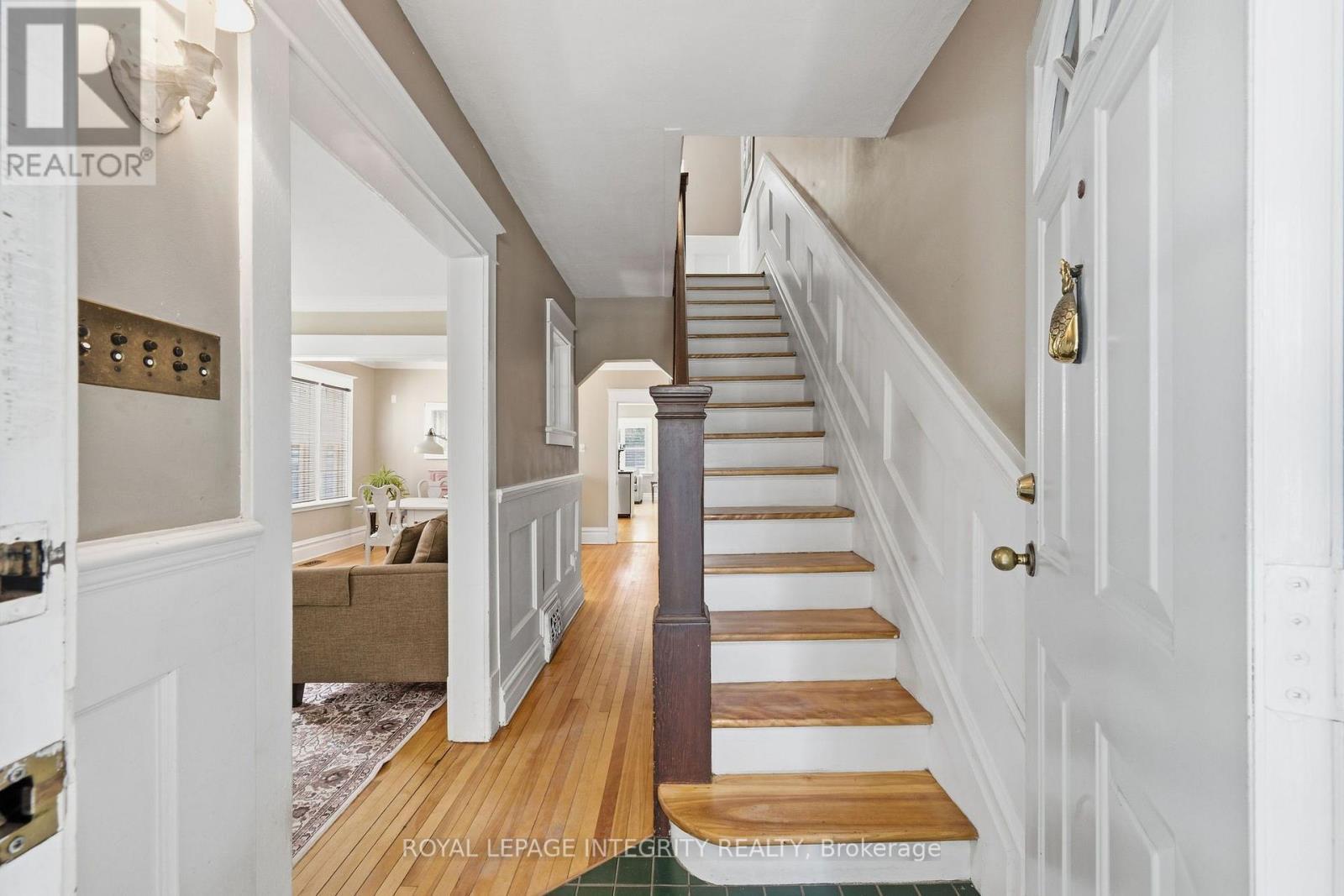 159 Hawthorne Avenue, Ottawa, ON