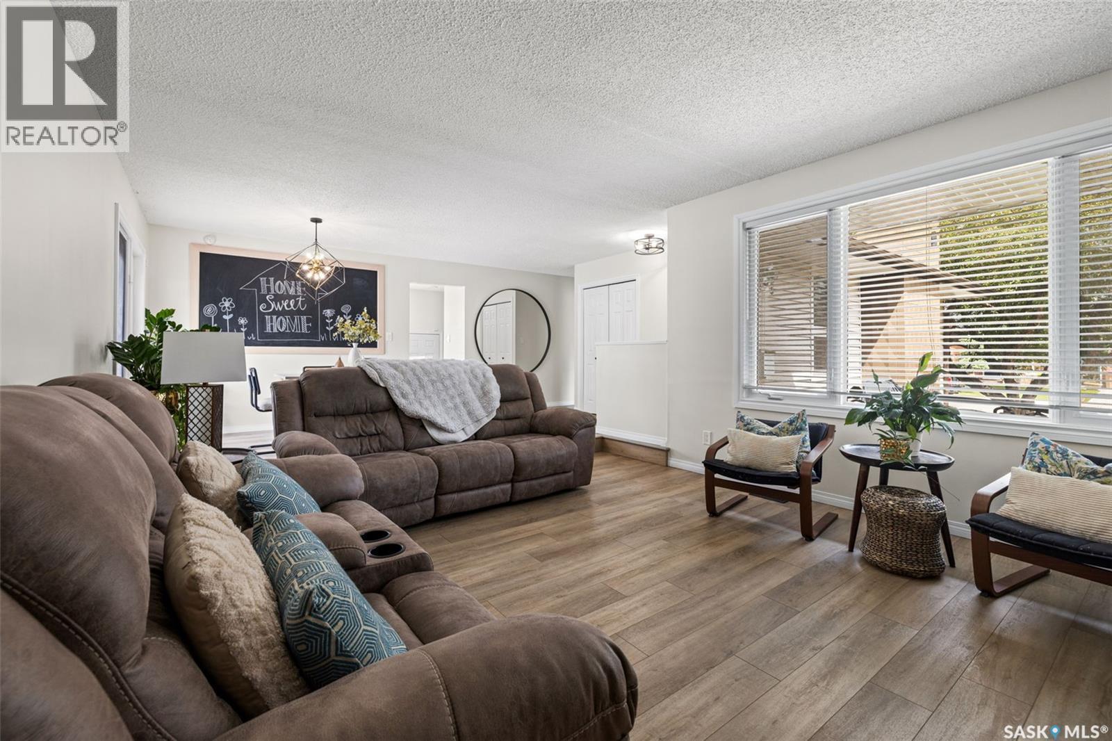 47 Green Meadow Road, Regina, SK