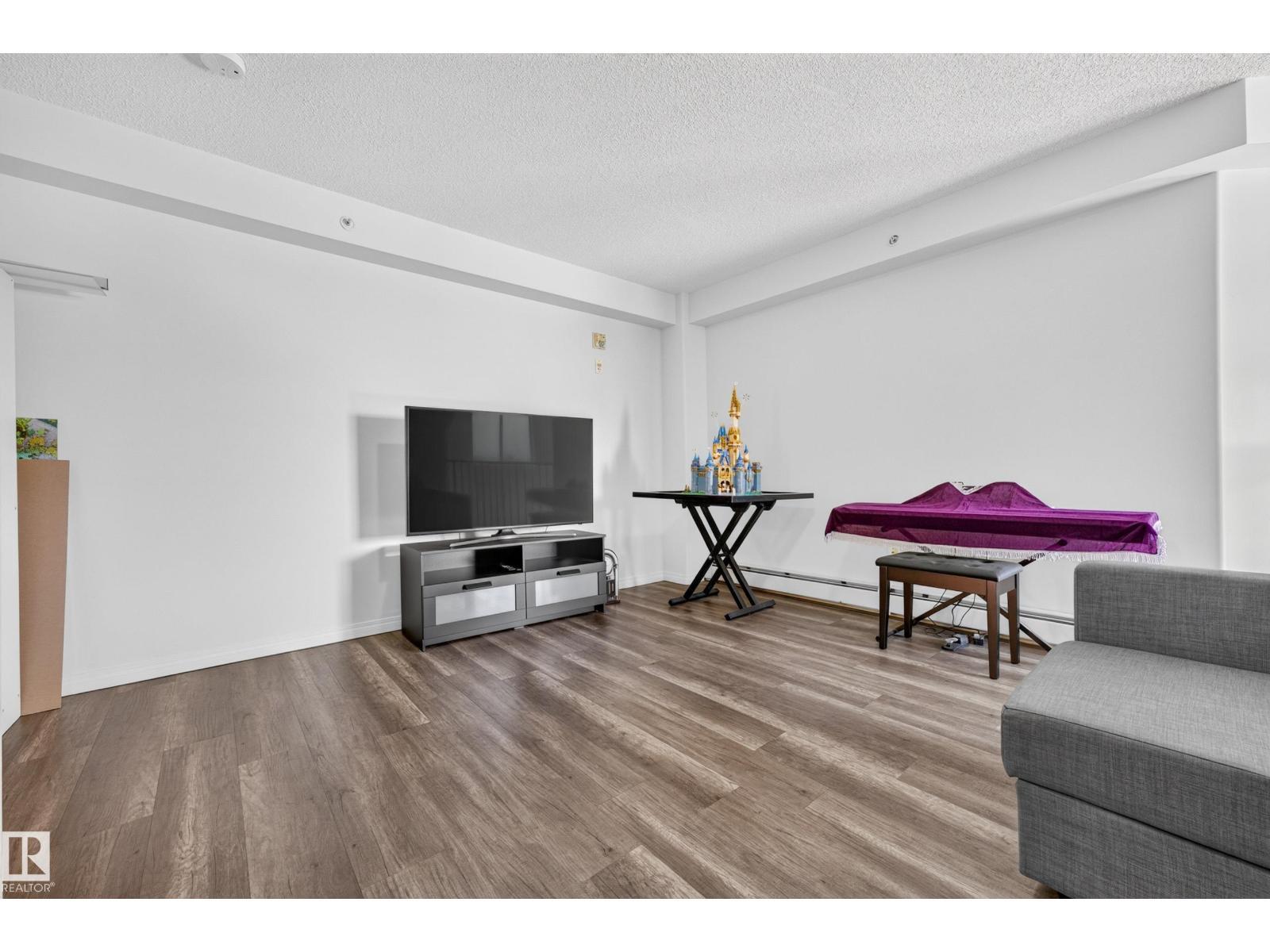 #2420 320 Clareview Station Dr Nw, Edmonton, AB