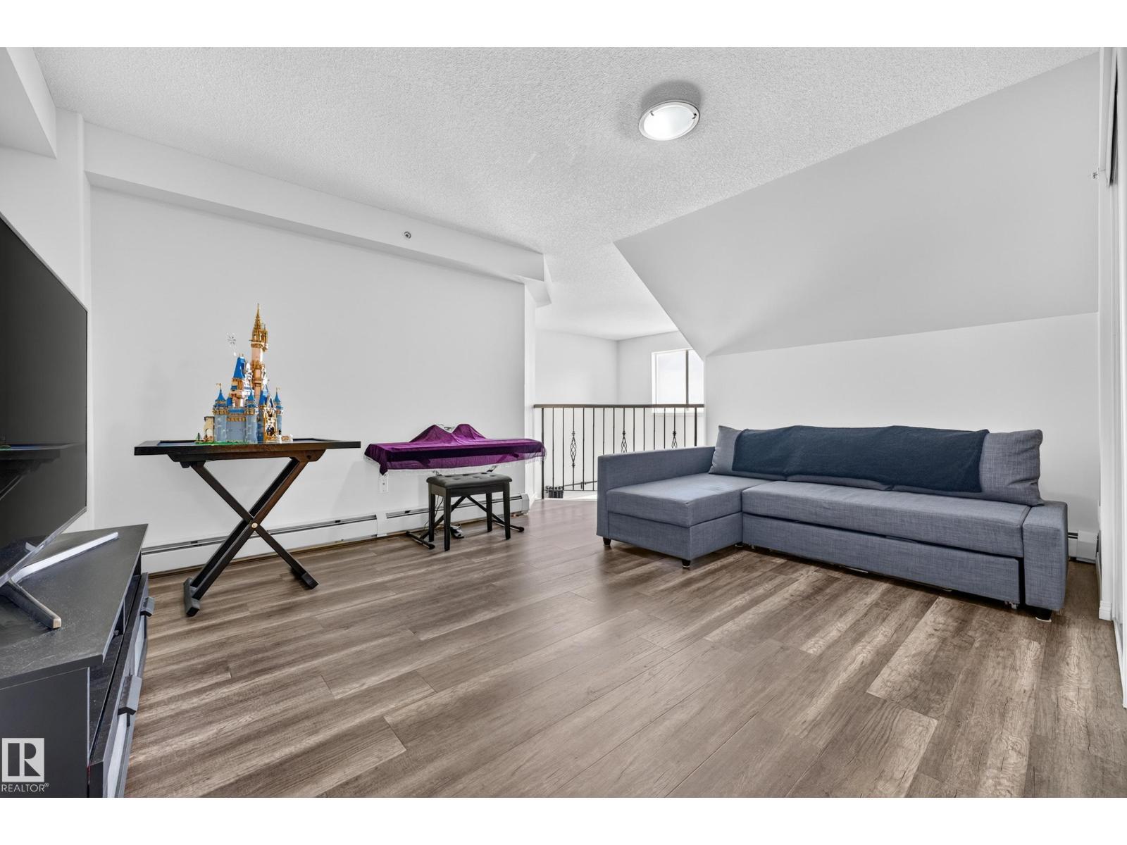 #2420 320 Clareview Station Dr Nw, Edmonton, AB