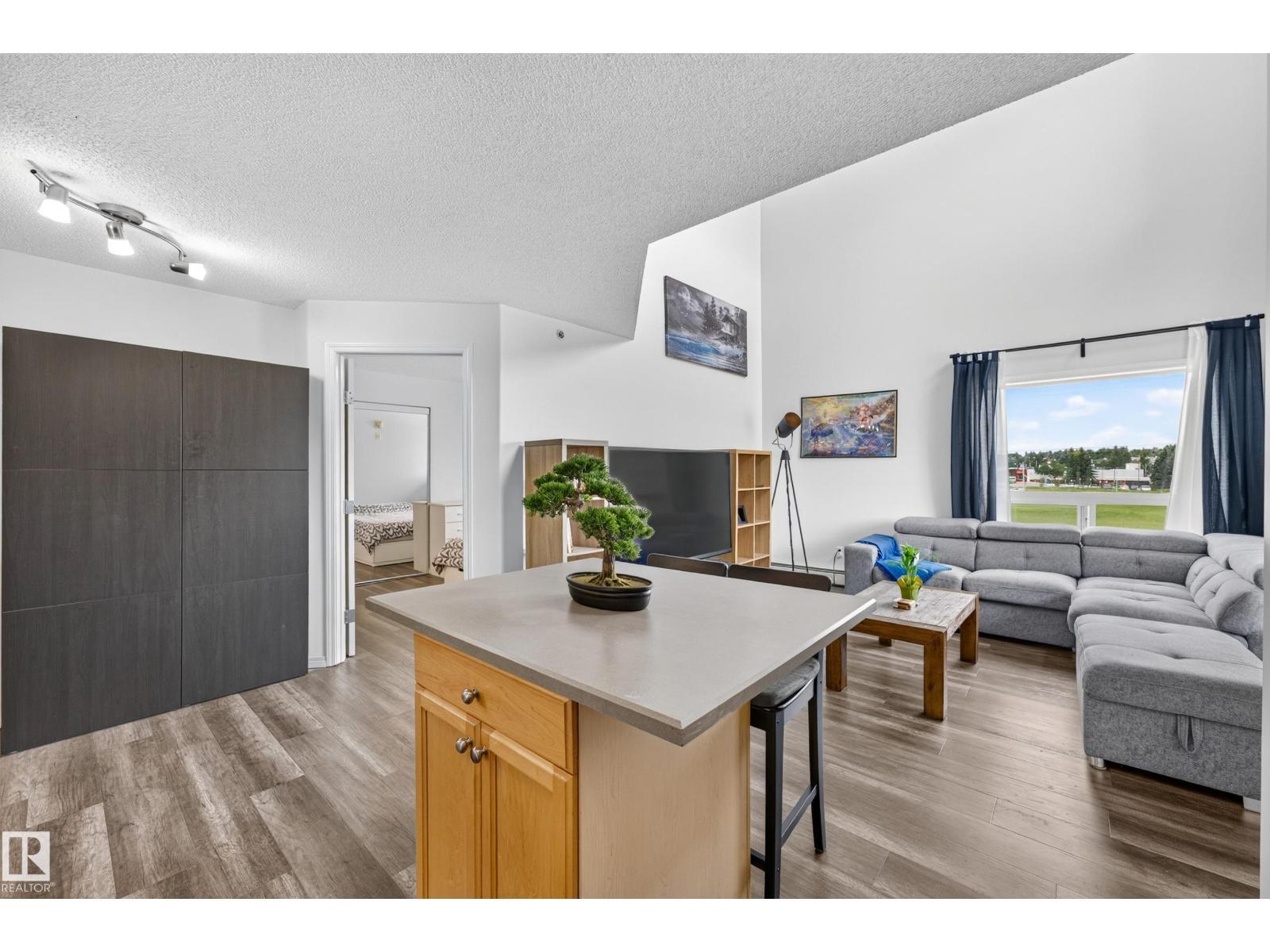 #2420 320 Clareview Station Dr Nw, Edmonton, AB
