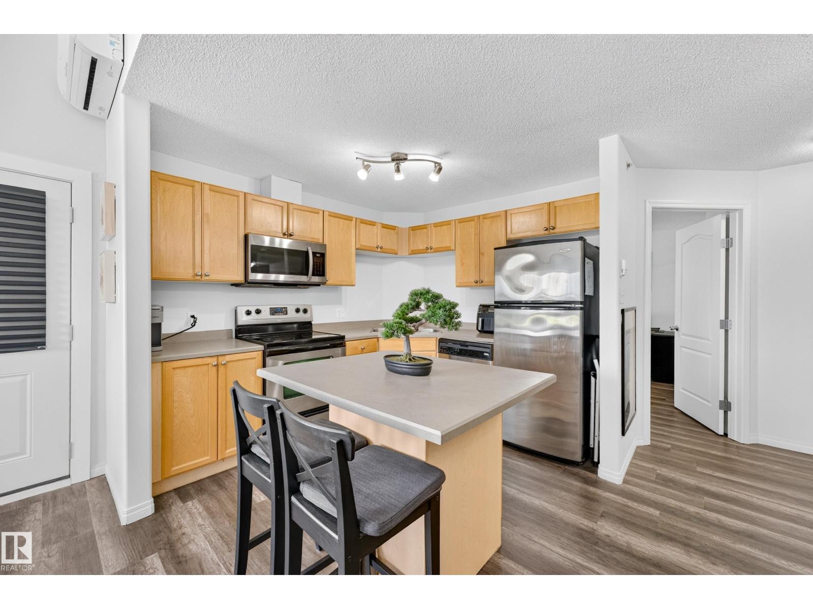 #2420 320 Clareview Station Dr Nw, Edmonton, AB