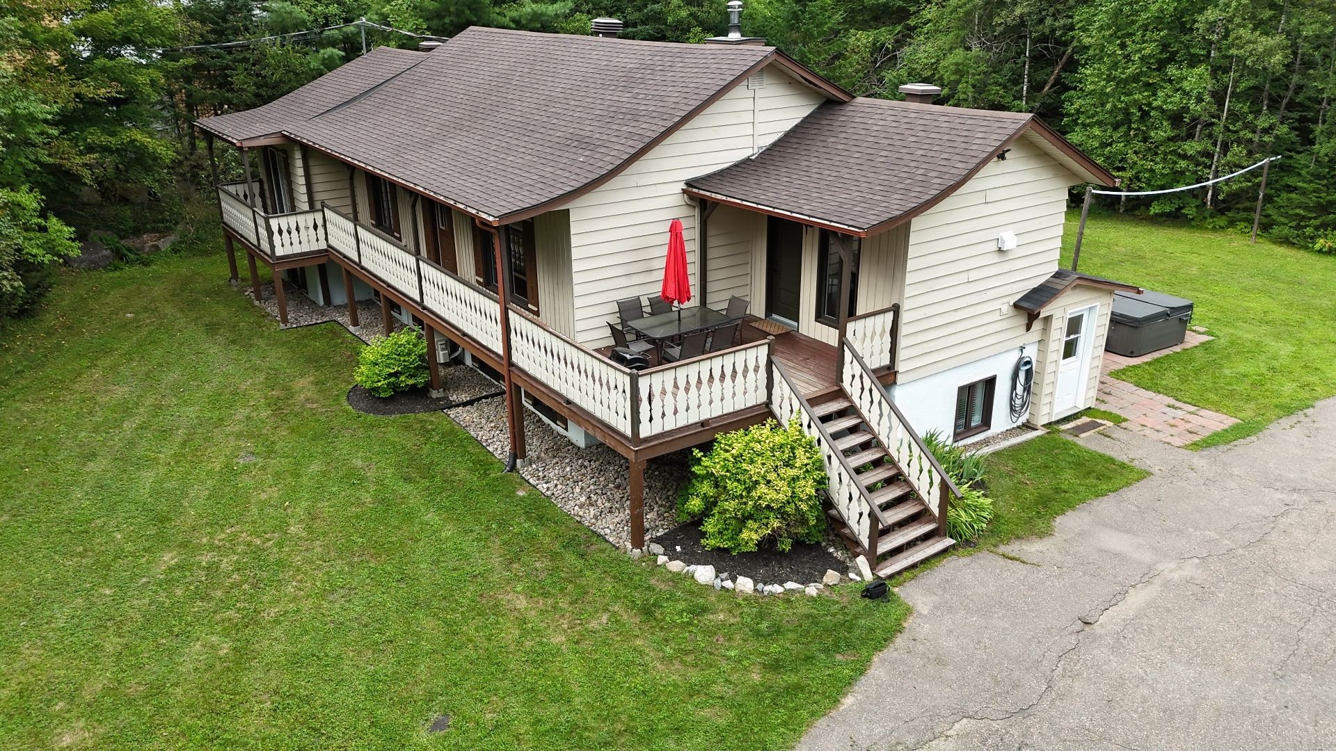 Front of Structure - 1130 Ch. De La Montagne, Sainte-Agathe-Des-Monts, QC - Outdoor With Deck Patio Veranda