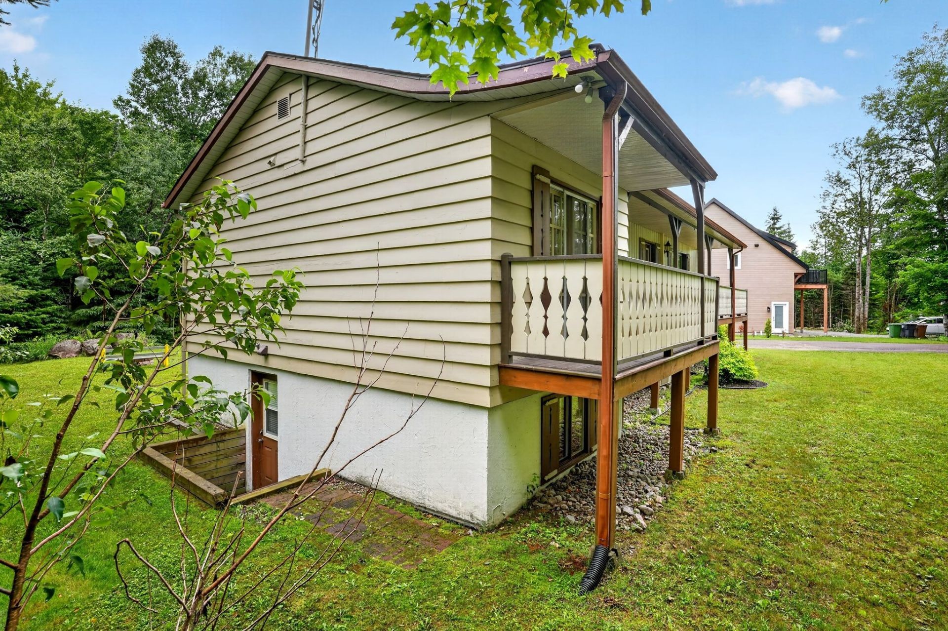 Back of Structure - 1130 Ch. De La Montagne, Sainte-Agathe-Des-Monts, QC - Outdoor