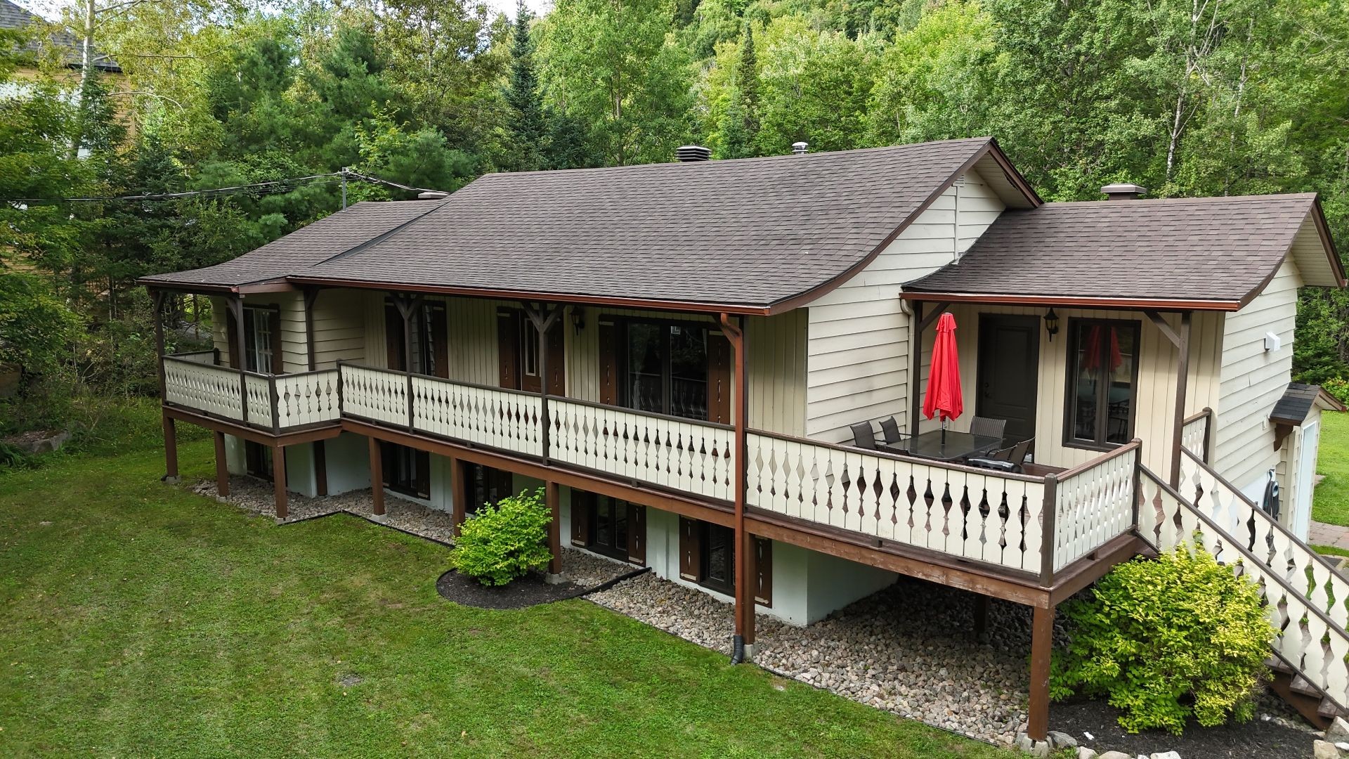 Back of Structure - 1130 Ch. De La Montagne, Sainte-Agathe-Des-Monts, QC - Outdoor