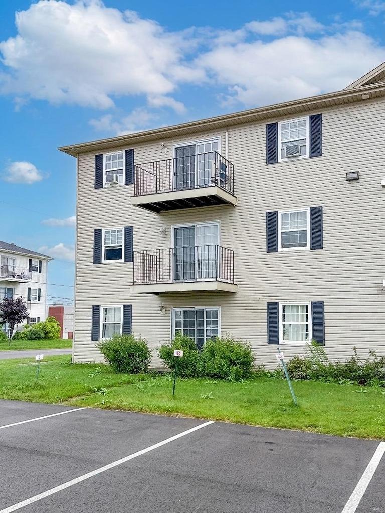 18 33 Glen Stewart Drive, Stratford, PE