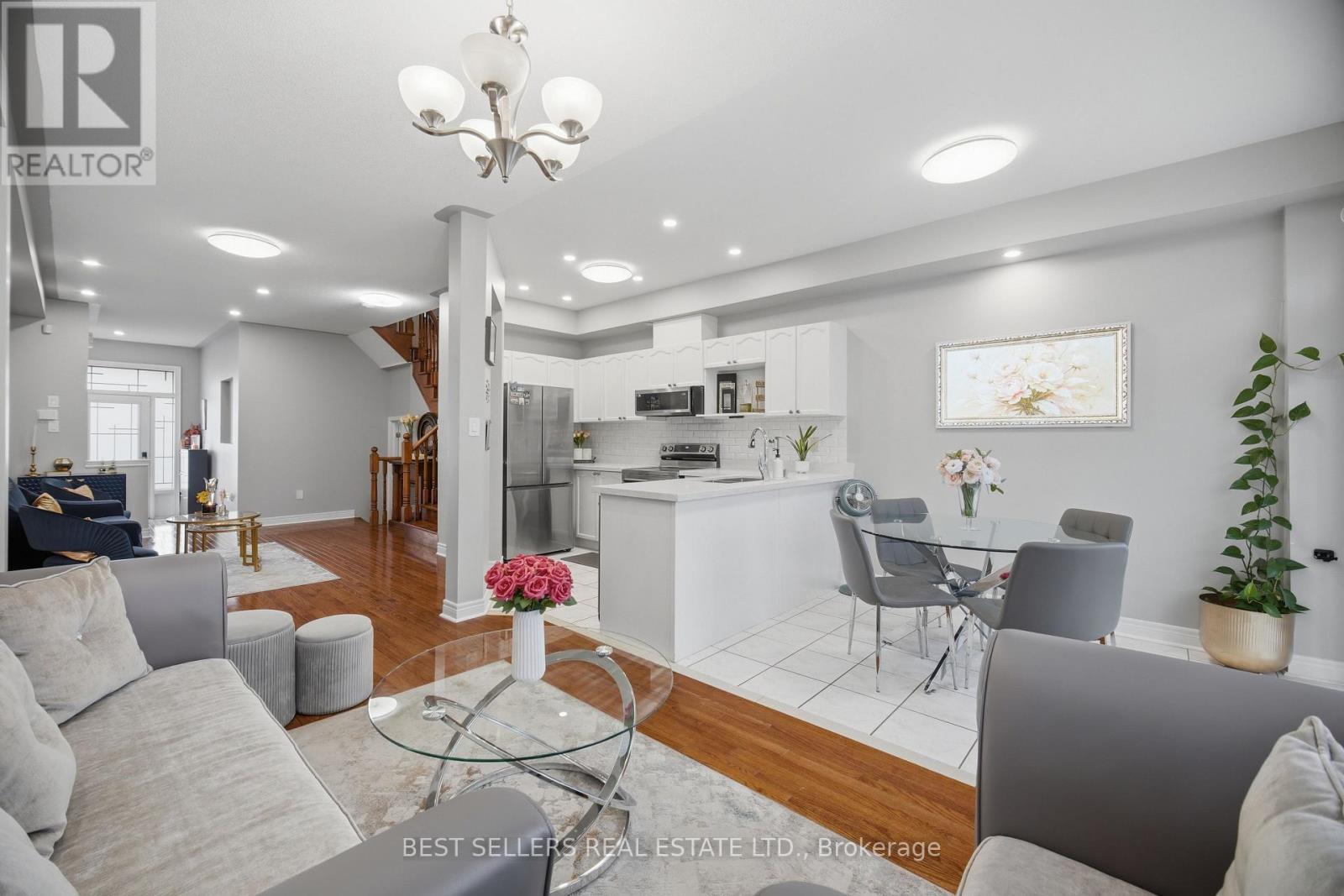3252 Sunlight Street, Mississauga, ON