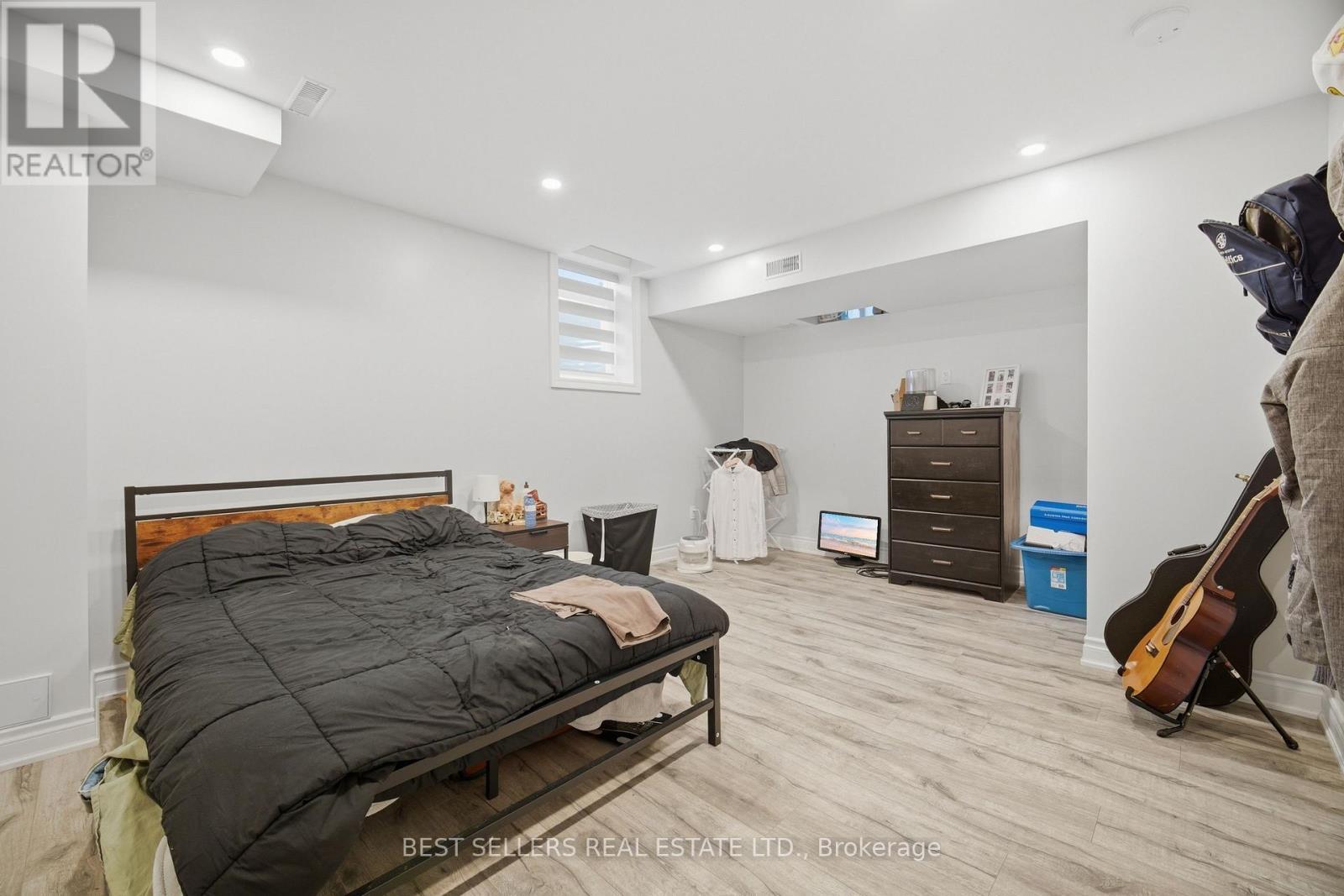 3252 Sunlight Street, Mississauga, ON