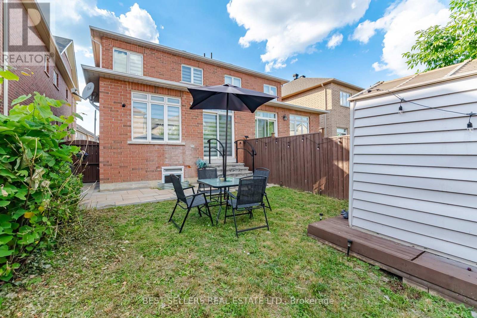 3252 Sunlight Street, Mississauga, ON