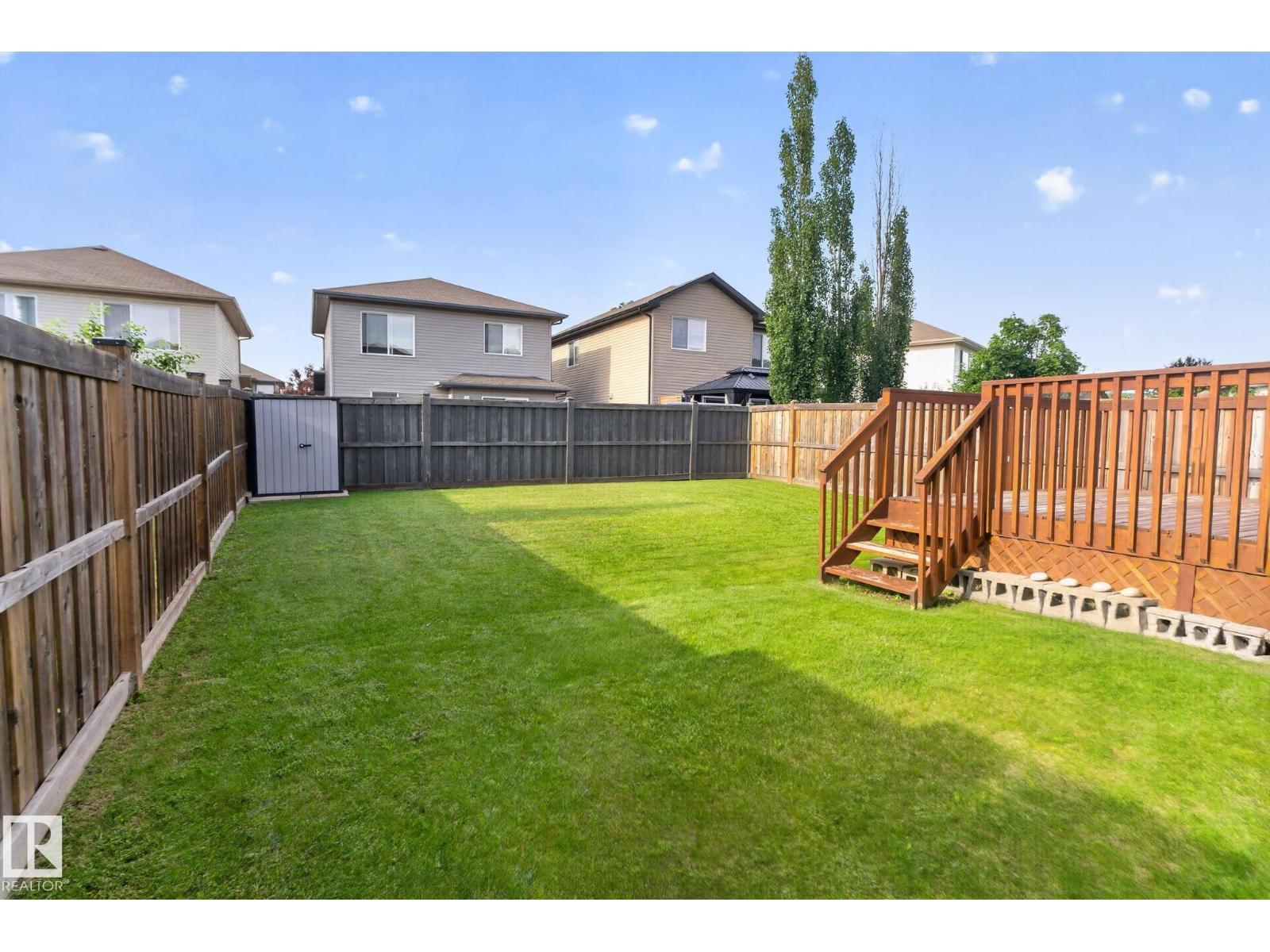7858 170A Av Nw, Edmonton, AB