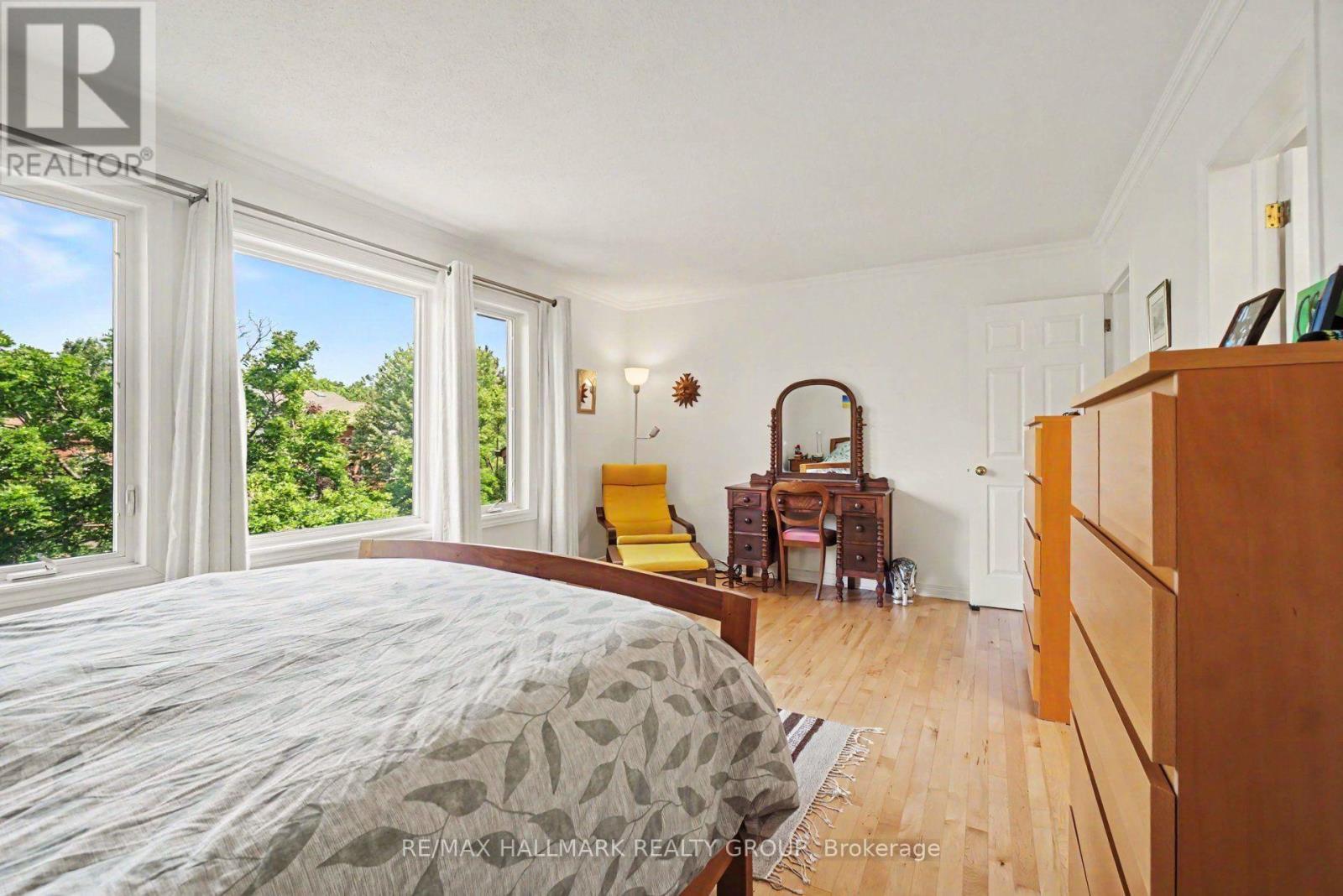48 Dunbarton Court, Ottawa, ON