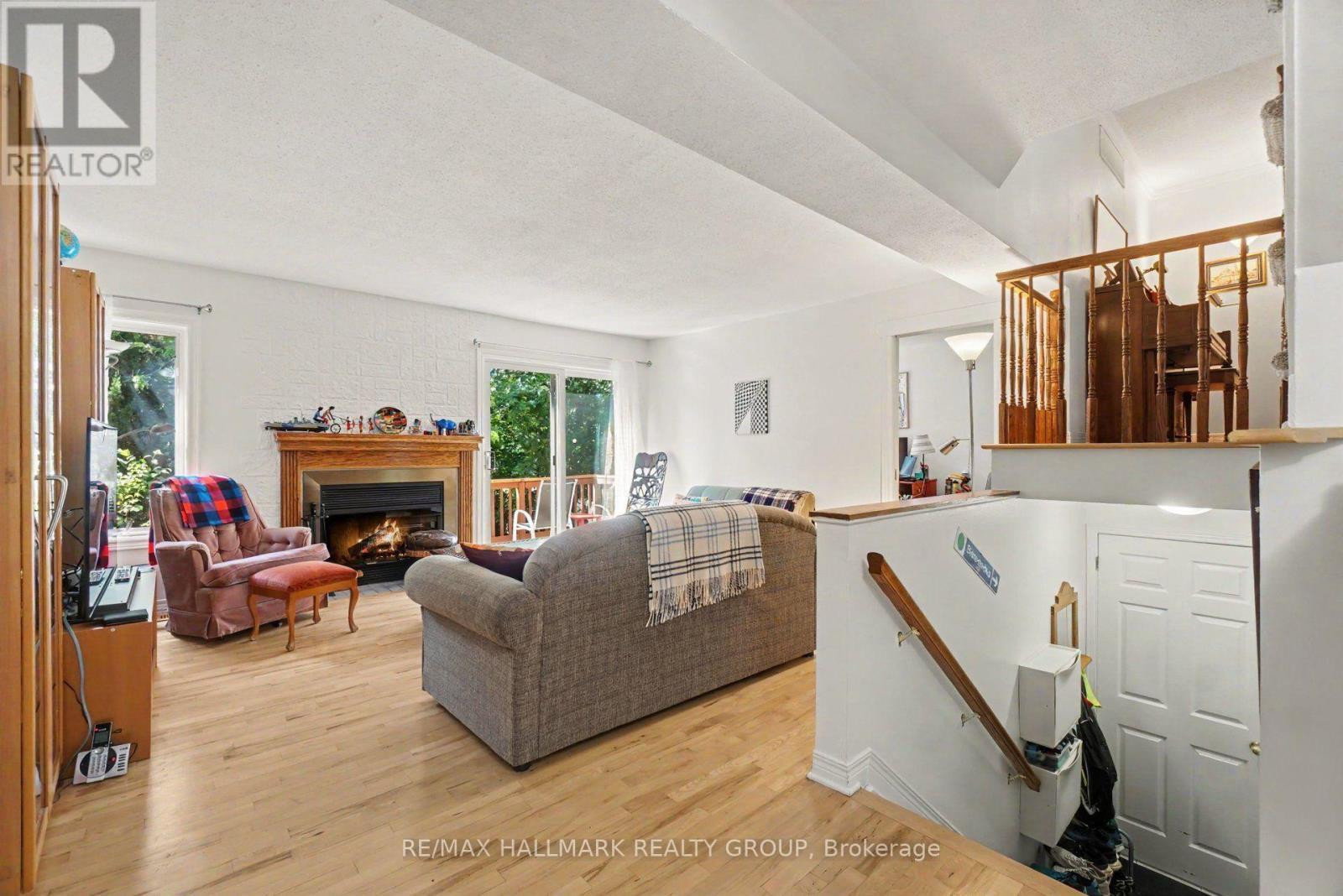 48 Dunbarton Court, Ottawa, ON