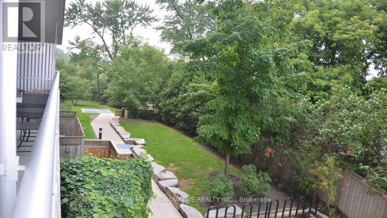 201 - 2464 Weston Road, Toronto, ON
