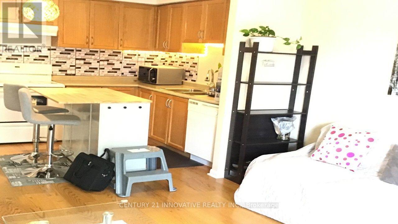 201 - 2464 Weston Road, Toronto, ON