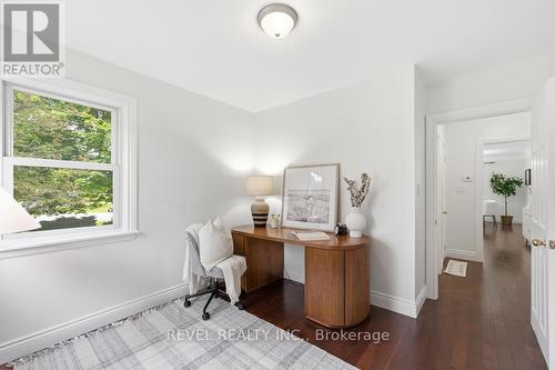 16 Carrington Court, Hamilton, ON 