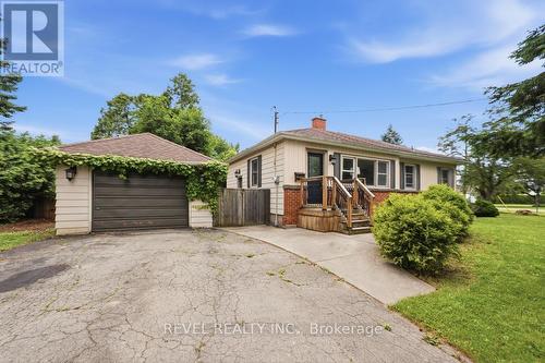 16 Carrington Court, Hamilton, ON 