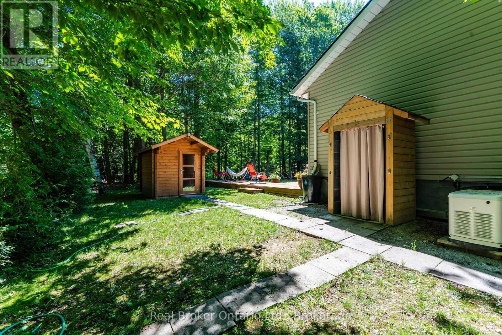 5 Sunburn Road, Tiny, ON
