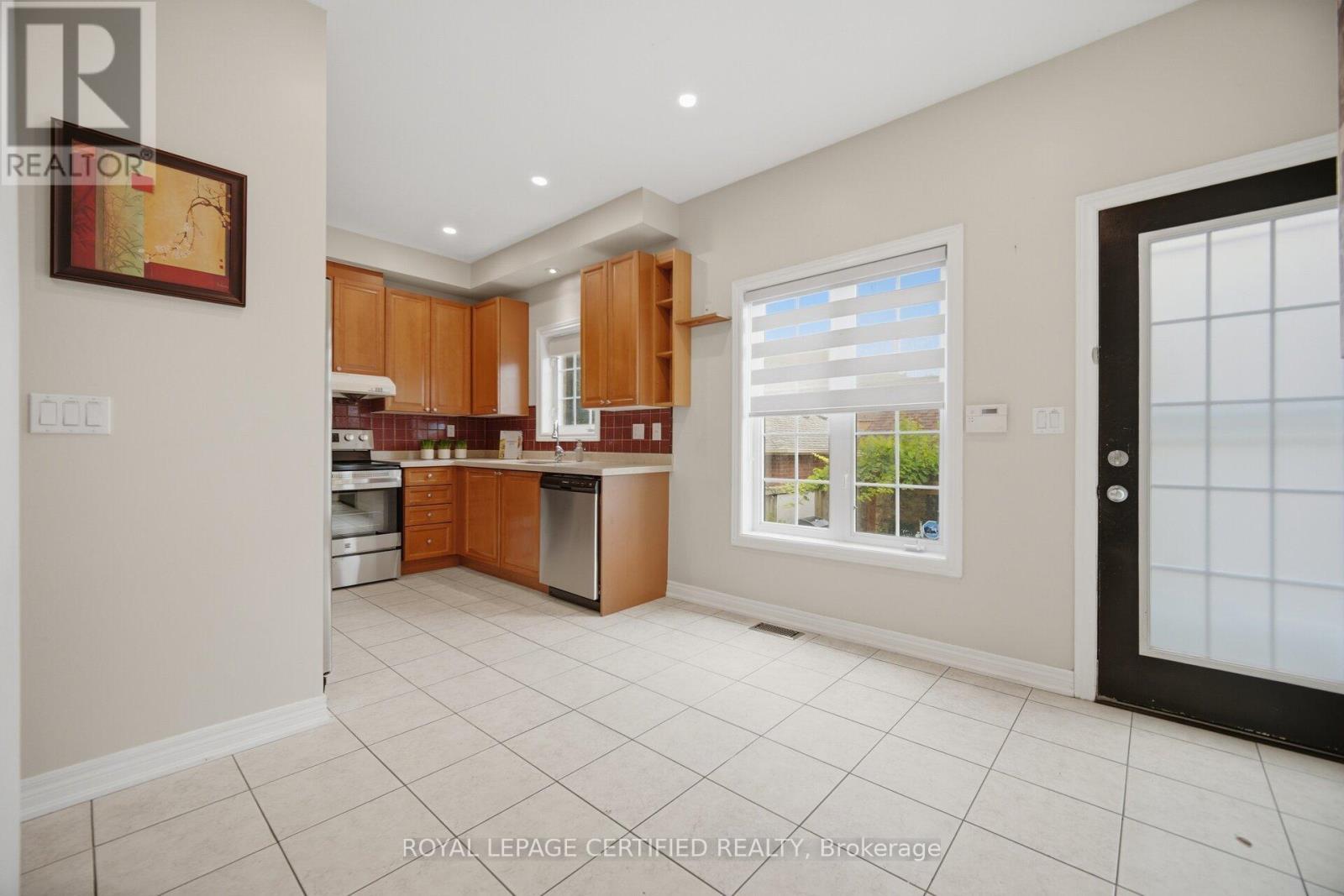 3555 Eglinton Avenue, Mississauga, ON