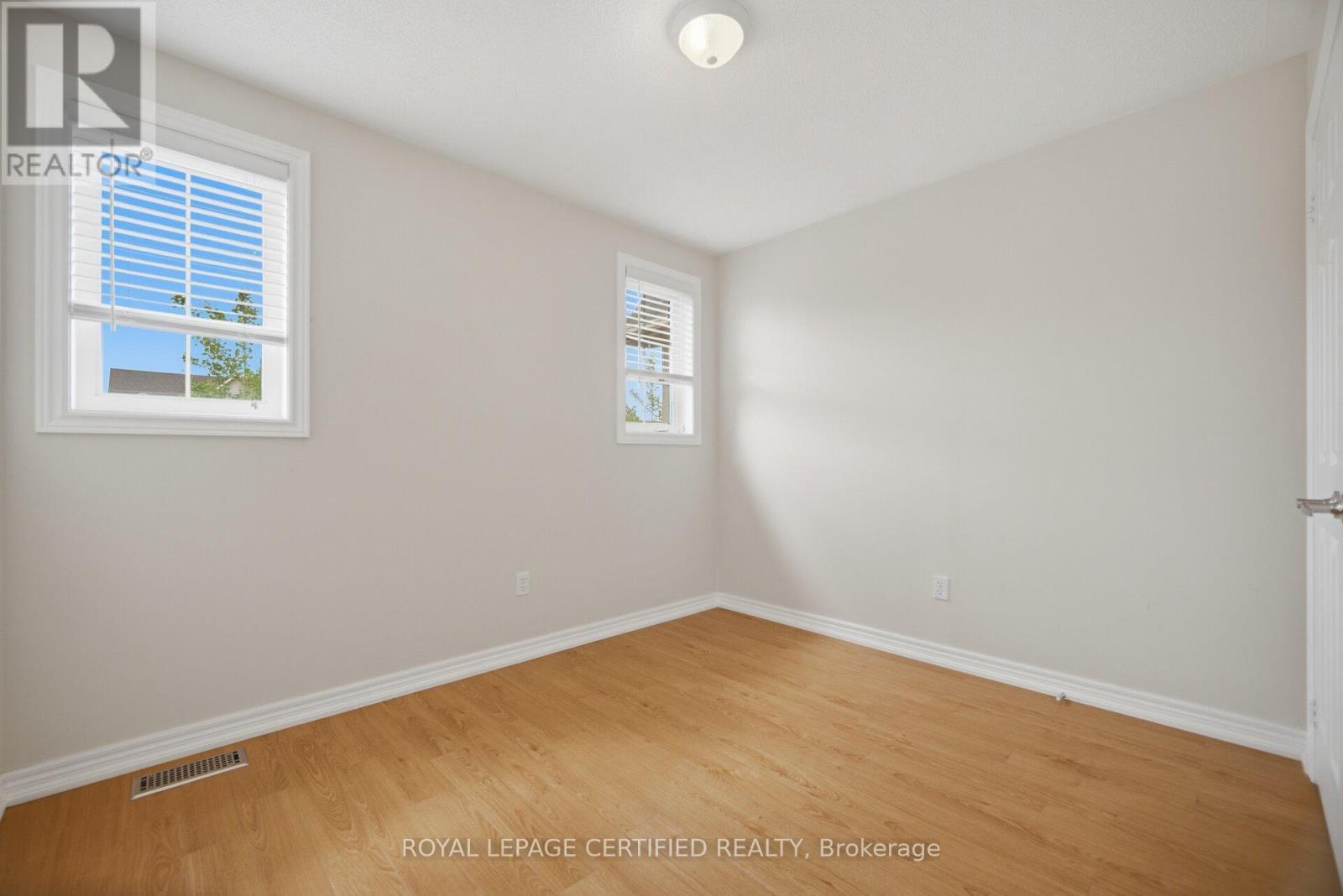 3555 Eglinton Avenue, Mississauga, ON