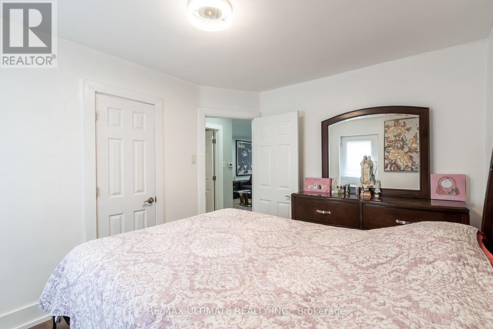 14 Nordale Crescent, Toronto, ON