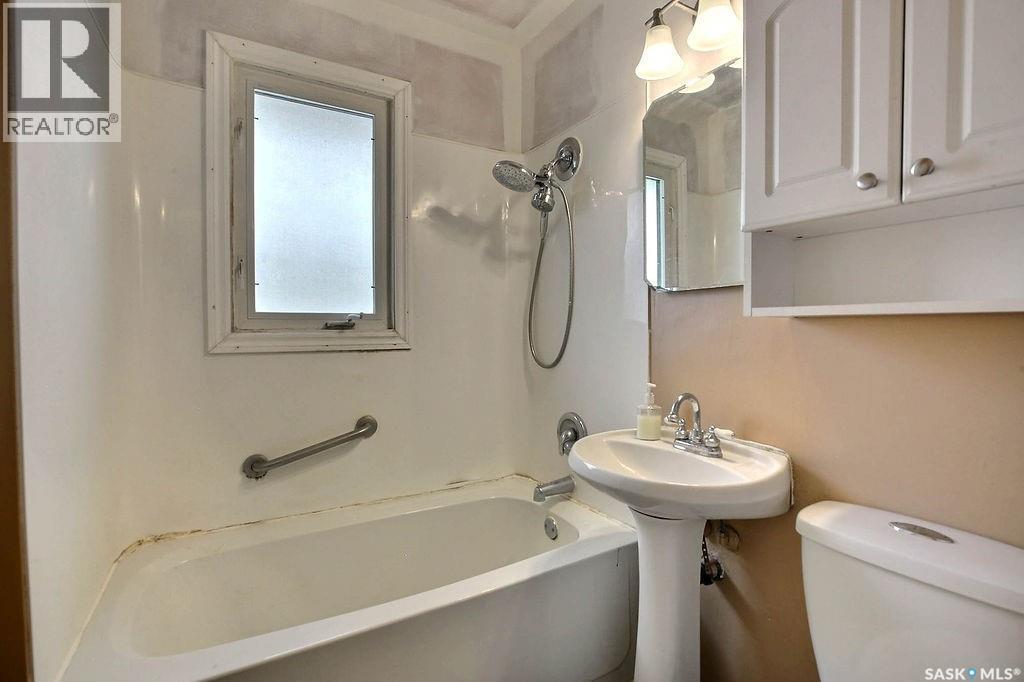 1046 Lindsay Street, Regina, SK