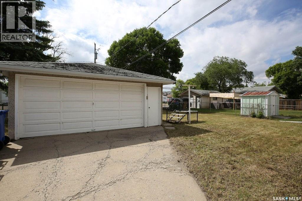 1046 Lindsay Street, Regina, SK