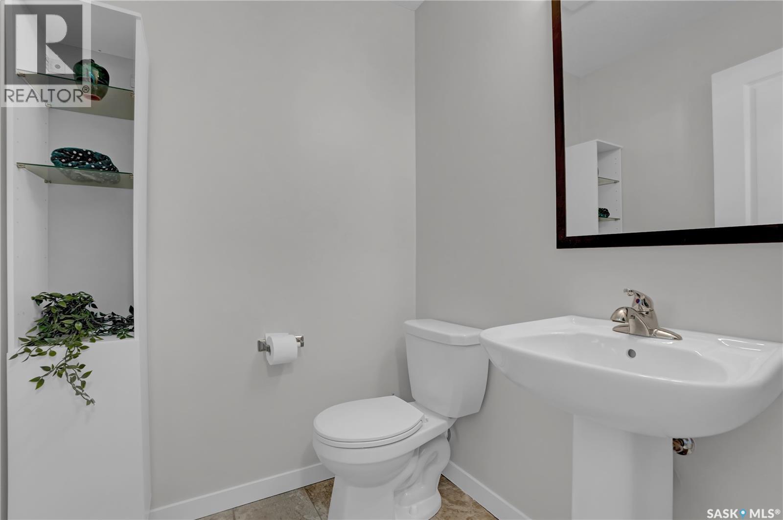 49 5652 Gordon Road, Regina, SK
