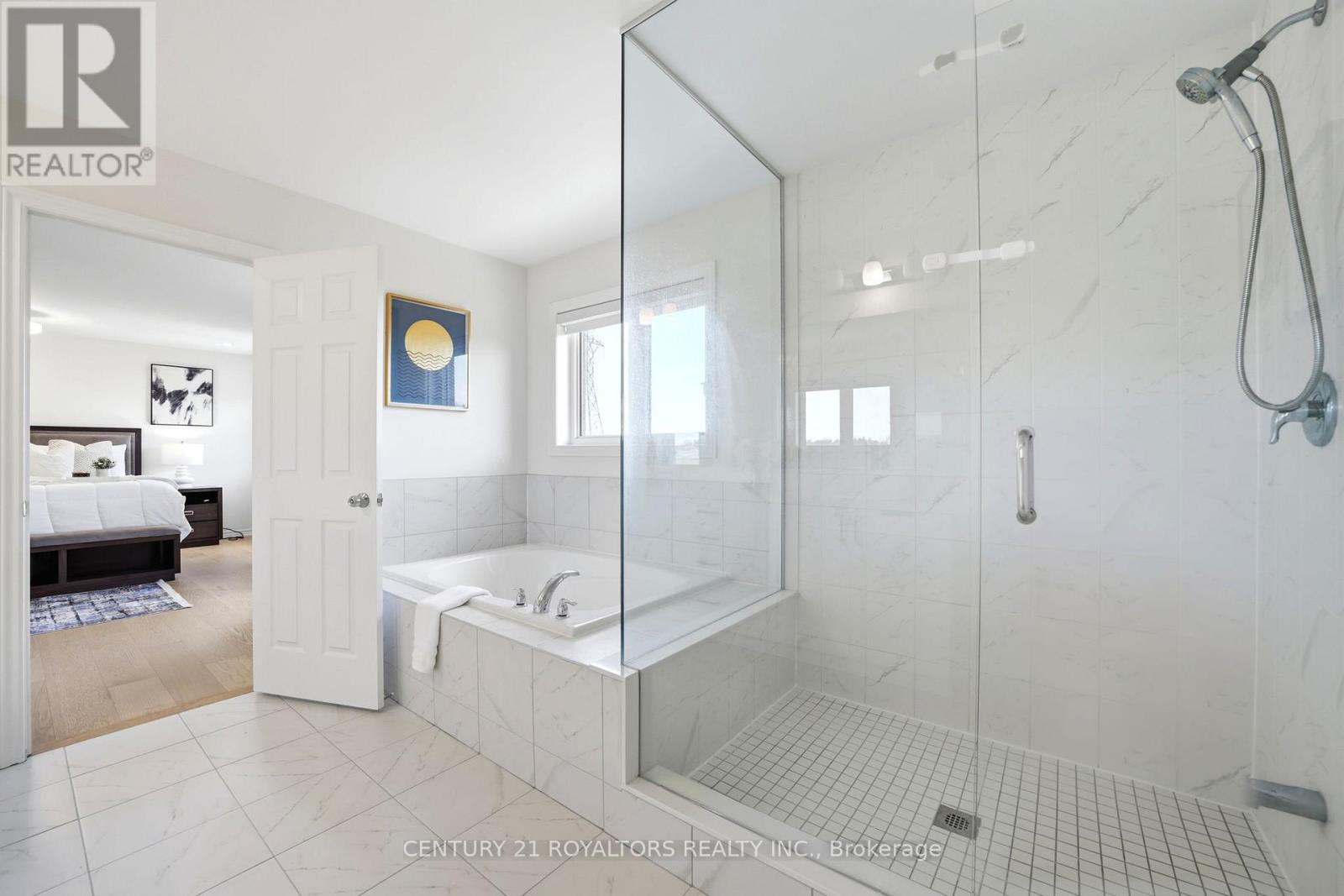 107 Rugman Crescent, Springwater, ON
