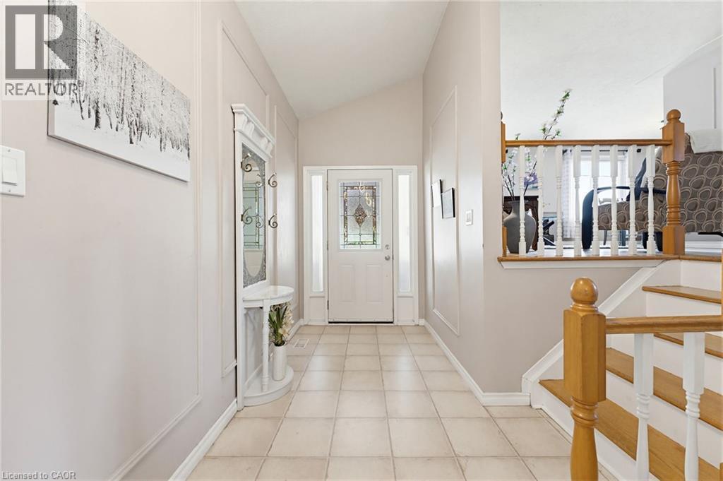 26 Rivercrest Road, Hamilton, ON - Indoor Photo Showing Other Room