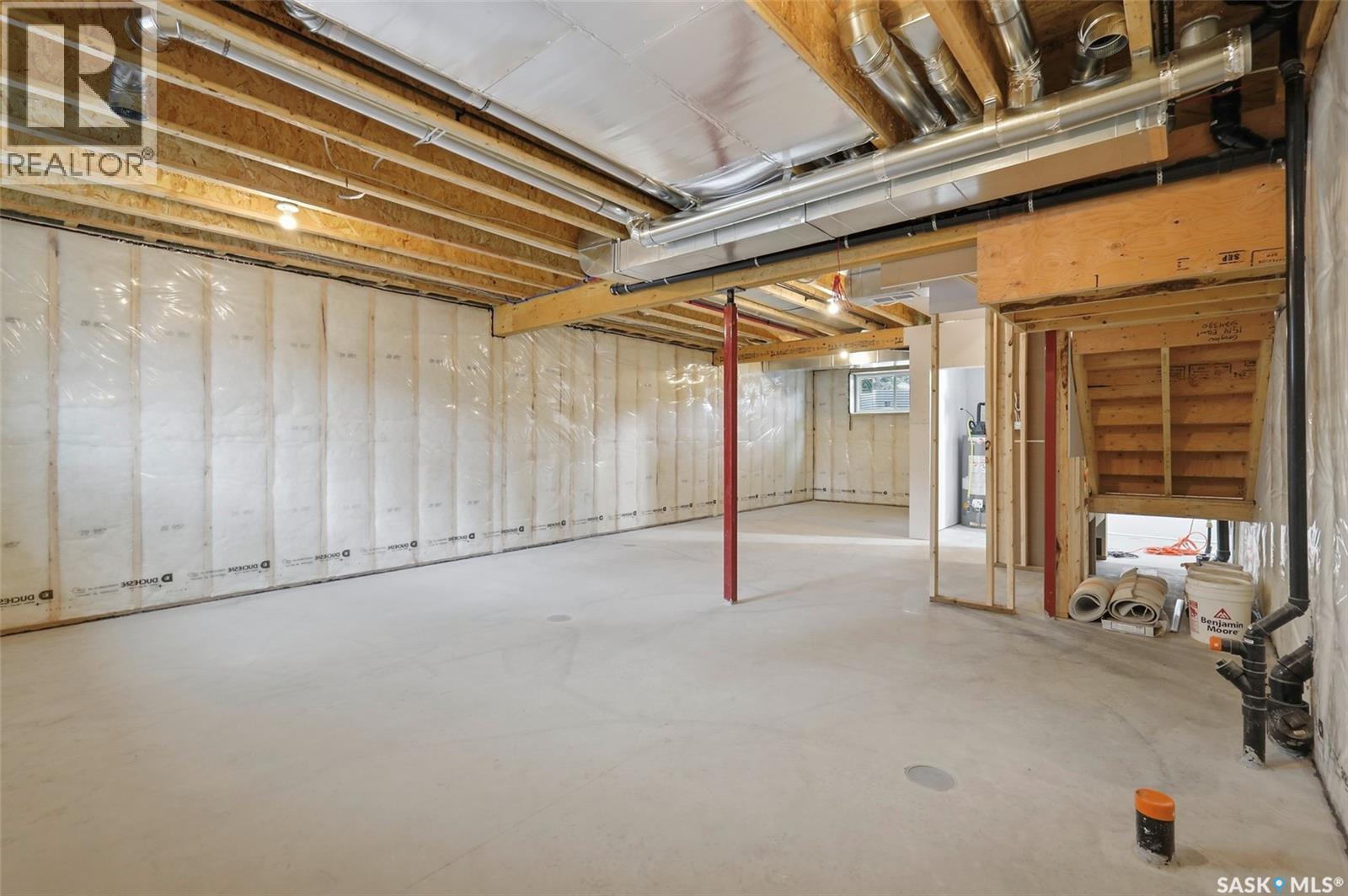 1516 Ewart Avenue, Saskatoon, SK