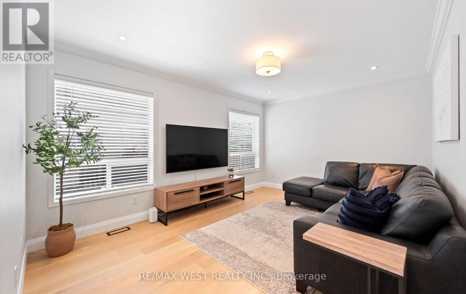 11 Beehive Drive, Caledon, ON