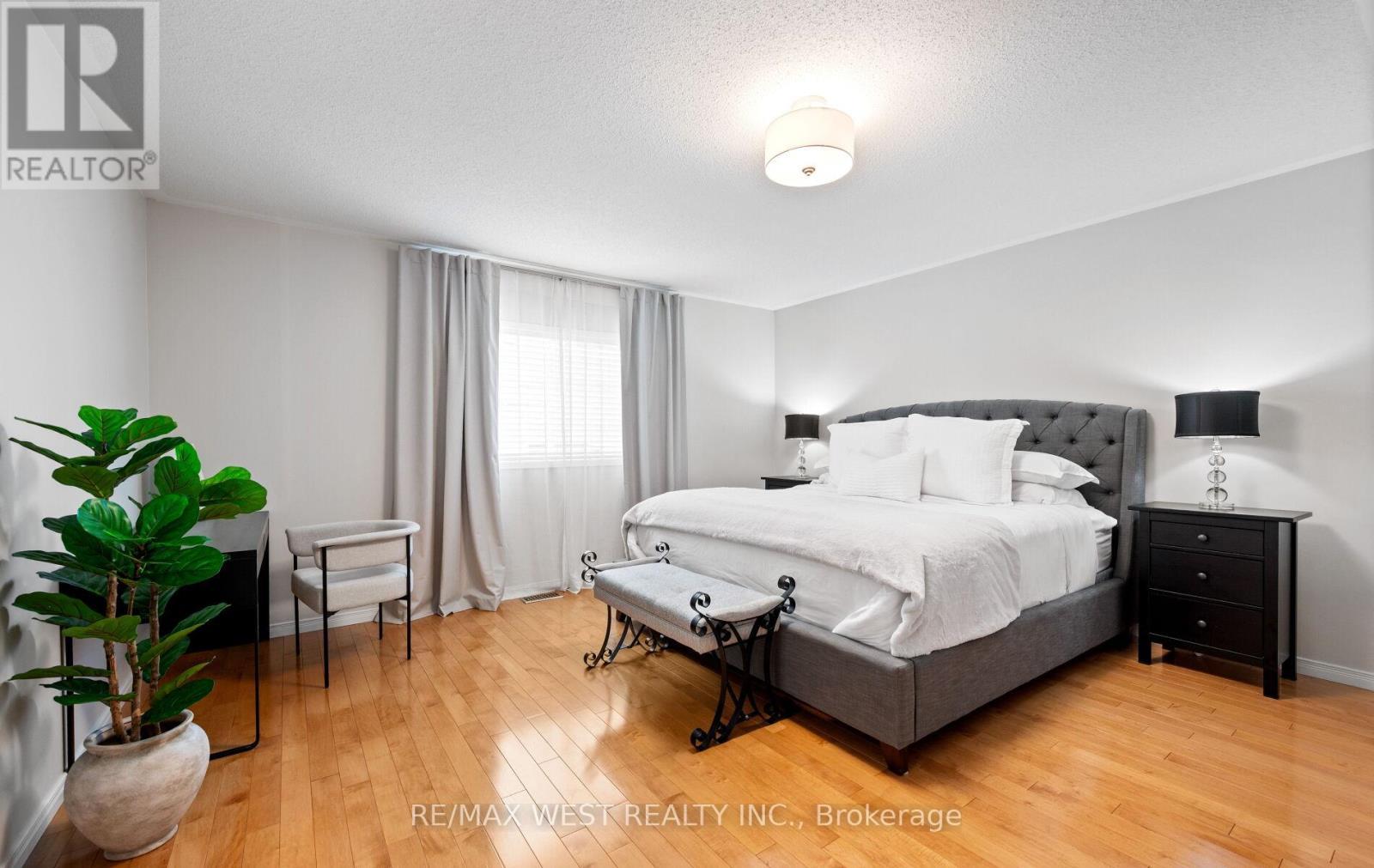 11 Beehive Drive, Caledon, ON