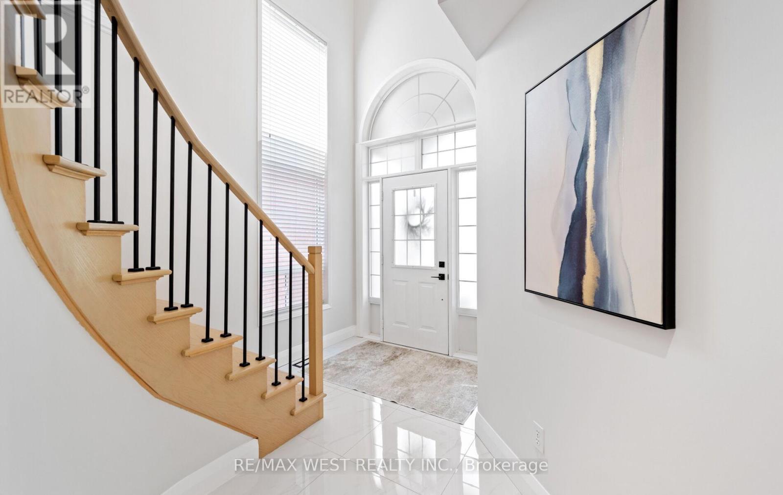 11 Beehive Drive, Caledon, ON