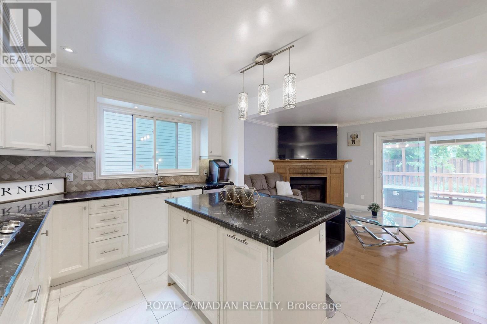 18 Millpond Place, Hamilton, ON