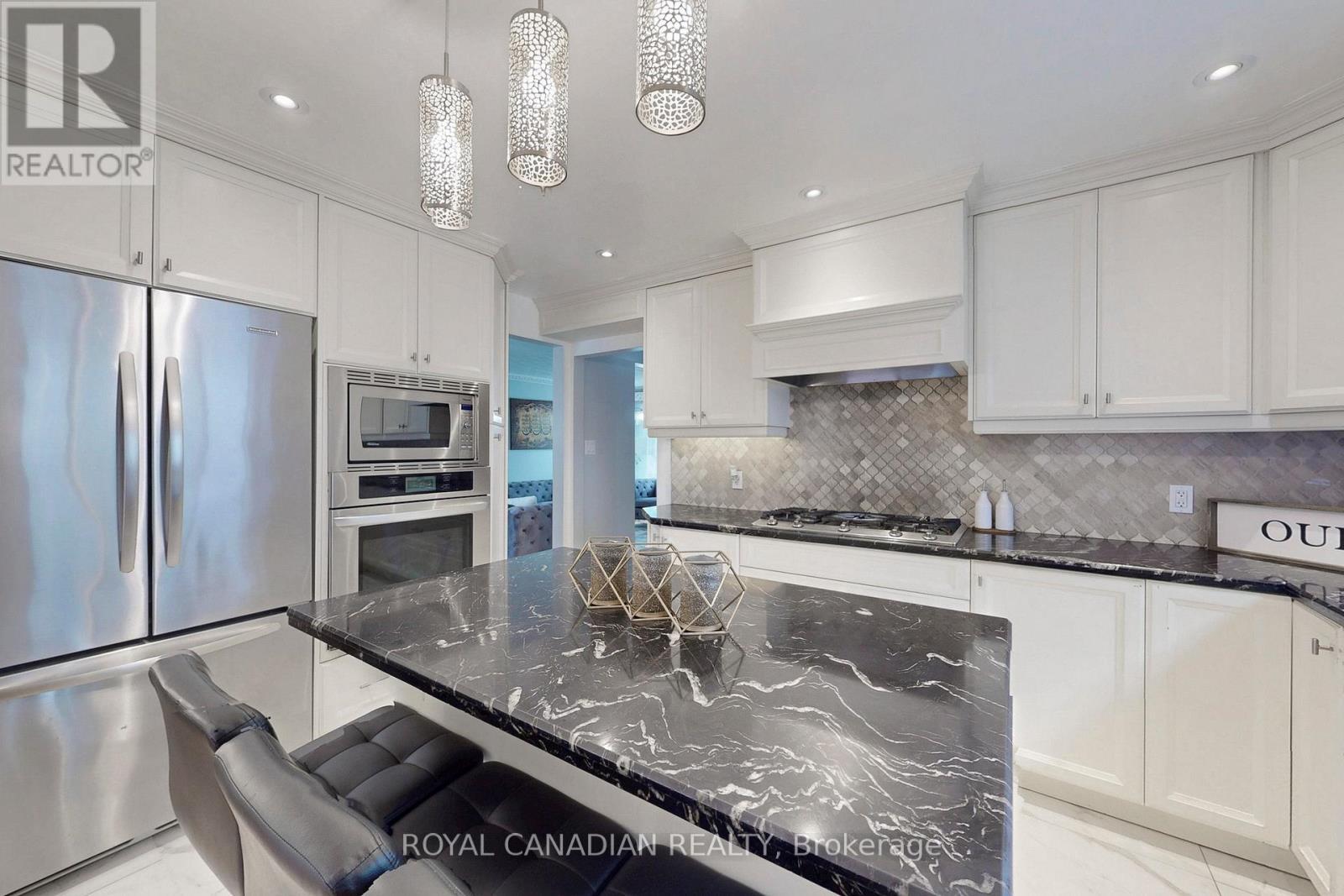 18 Millpond Place, Hamilton, ON