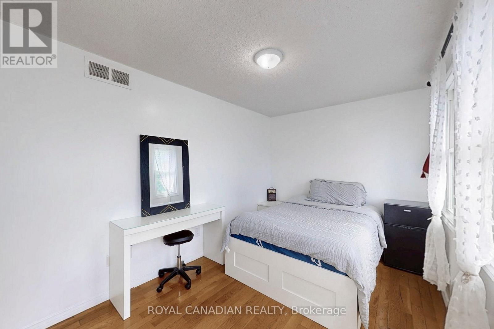 18 Millpond Place, Hamilton, ON