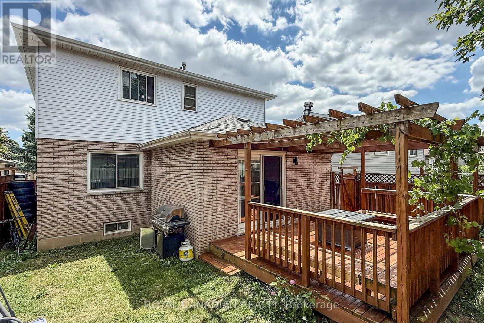 18 Millpond Place, Hamilton, ON