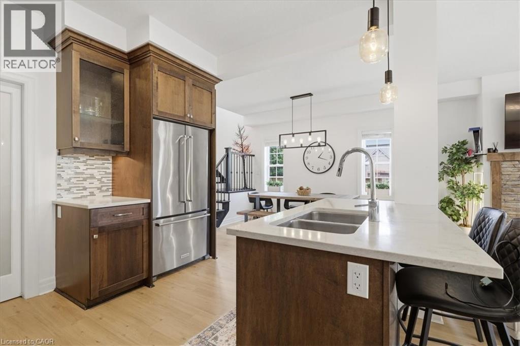 275 Falconridge Drive, Kitchener, ON