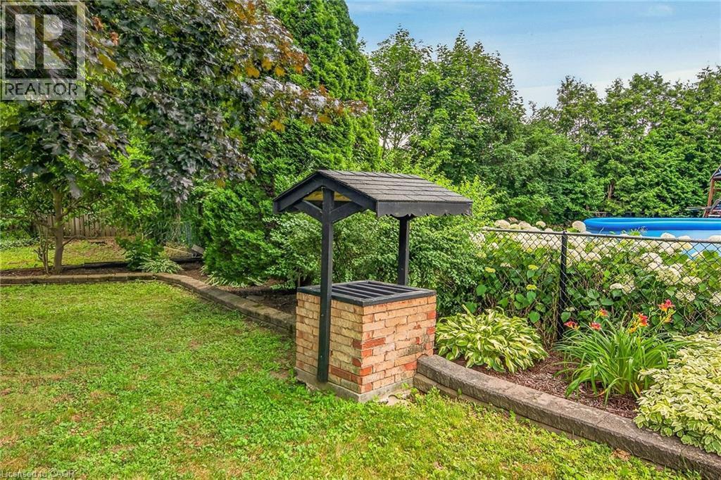 19 Burns Place, Caledonia, ON - Outdoor