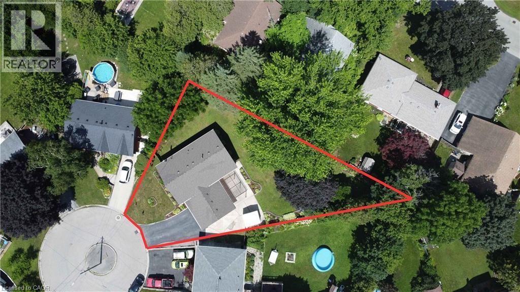 19 Burns Place, Caledonia, ON - Outdoor With View