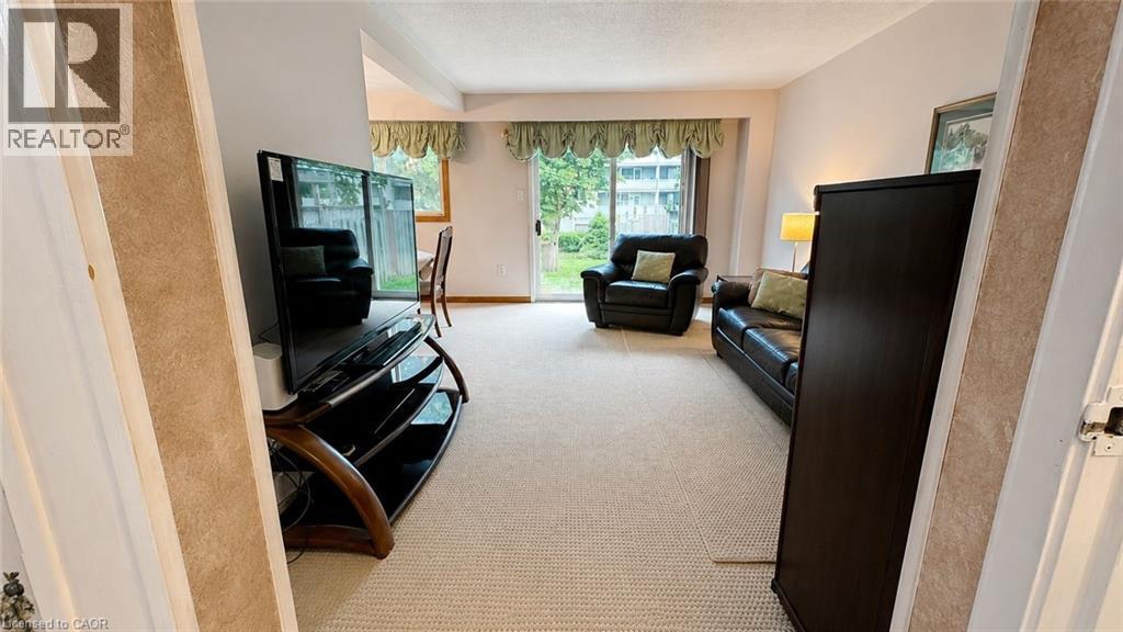 92 Mount Albion Road, Hamilton, ON