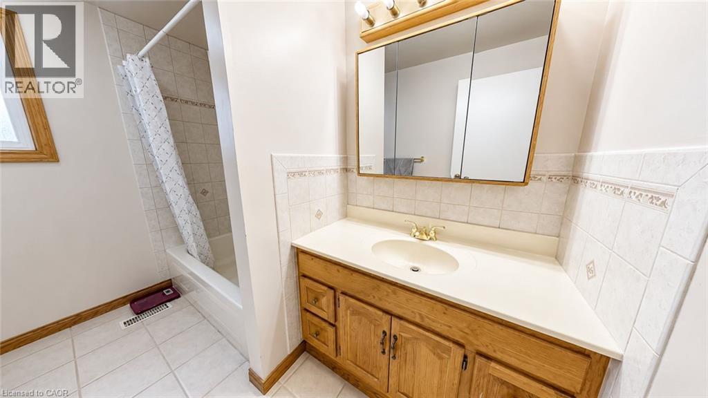 92 Mount Albion Road, Hamilton, ON